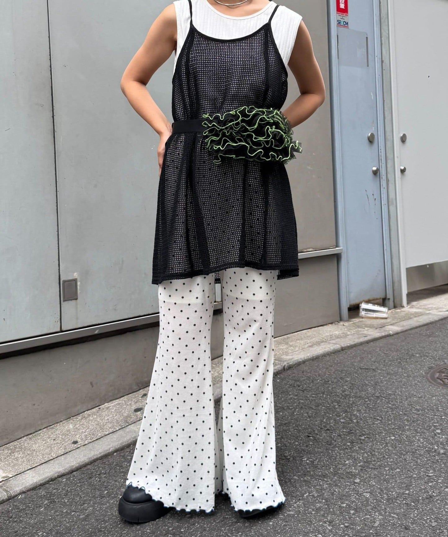 H.S款式絨布印花喇叭褲