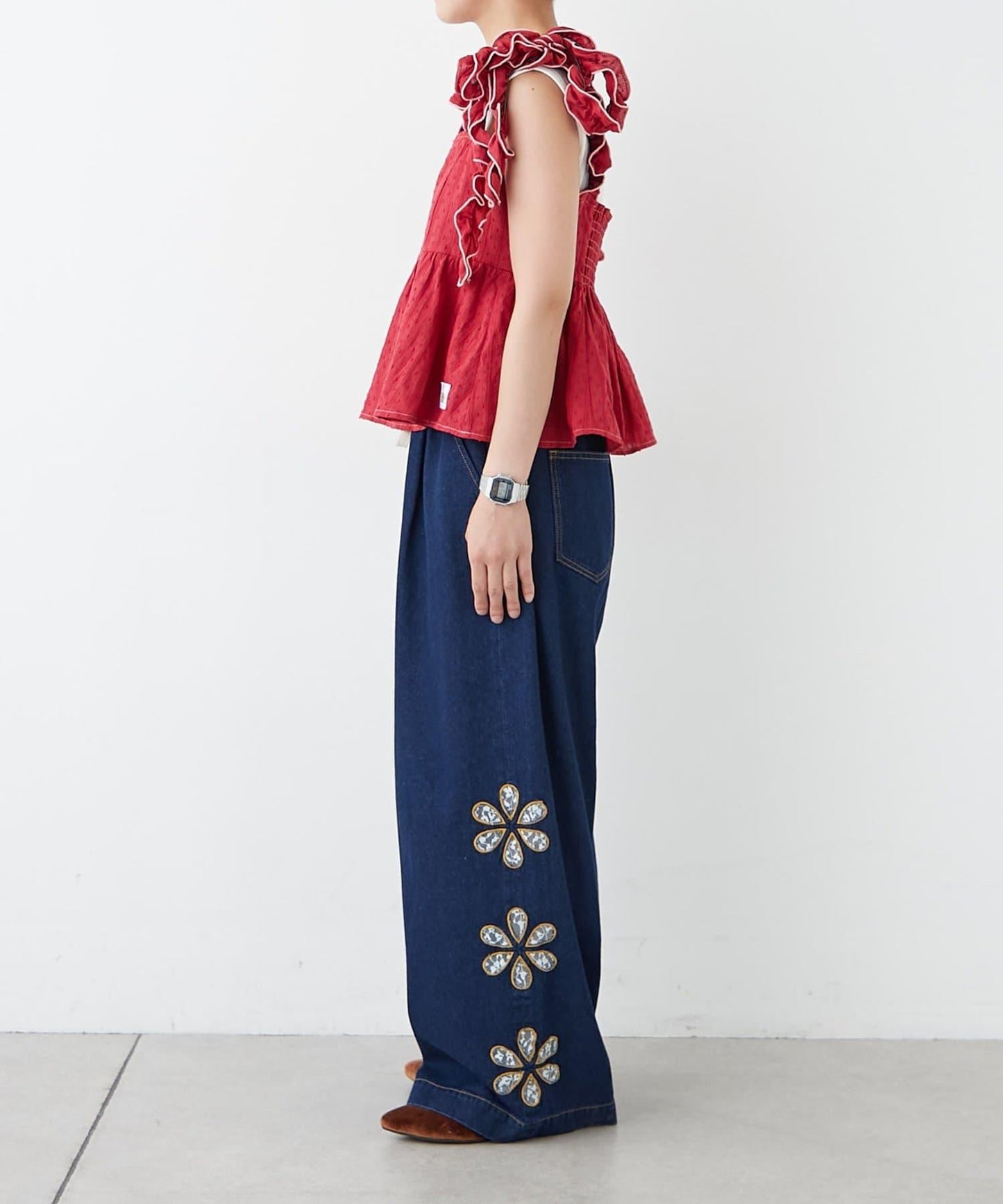 H.S蕾絲花邊寬鬆牛仔褲