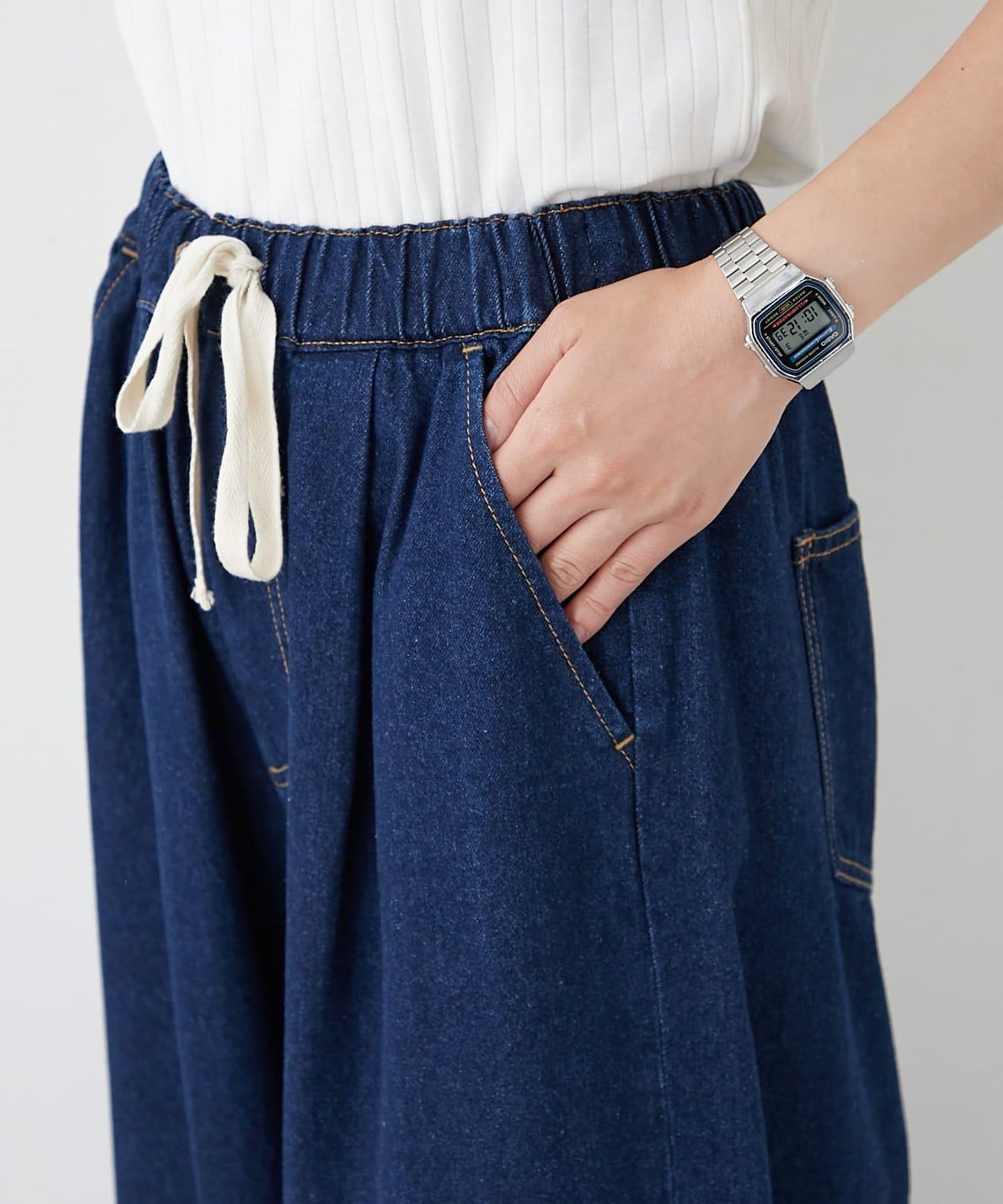 H.S蕾絲花邊寬鬆牛仔褲