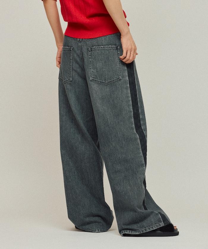 側條紋牛仔褲 / 寬鬆剪裁 曲線牛仔褲 / JL253P10