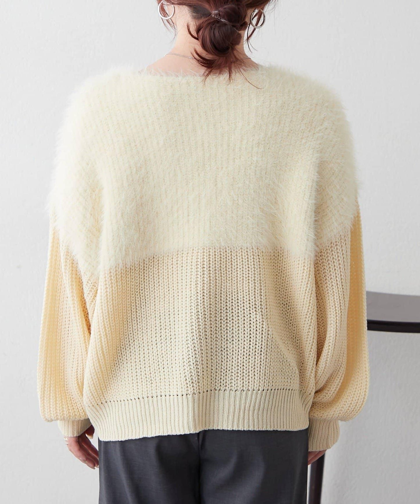 切換絨毛套頭衫