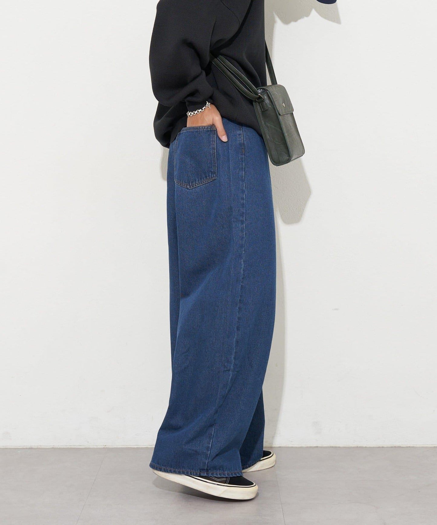 寬鬆牛仔褲