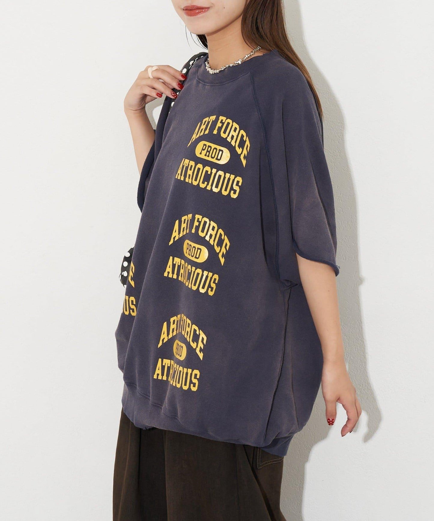 【復刻標籤】短袖拉甘運動衫