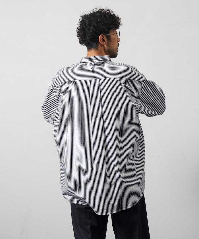 輕鬆合身寬鬆襯衫 / 常規領 / 長袖