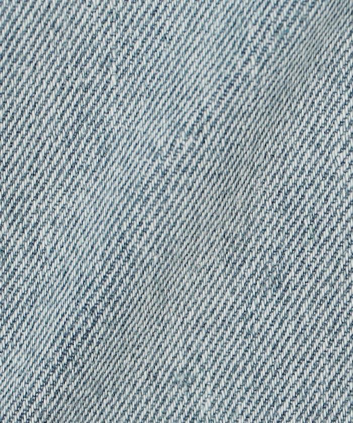 直筒版型寬鬆雙膝牛仔褲