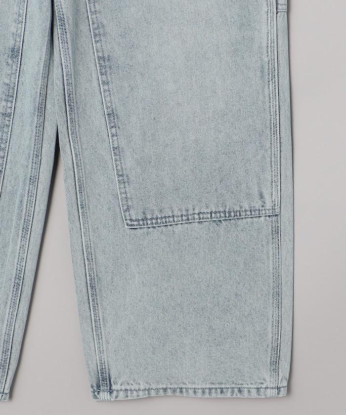 直筒版型寬鬆雙膝牛仔褲