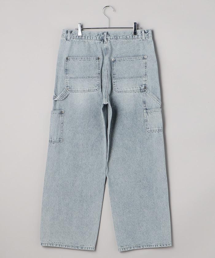 直筒版型寬鬆雙膝牛仔褲