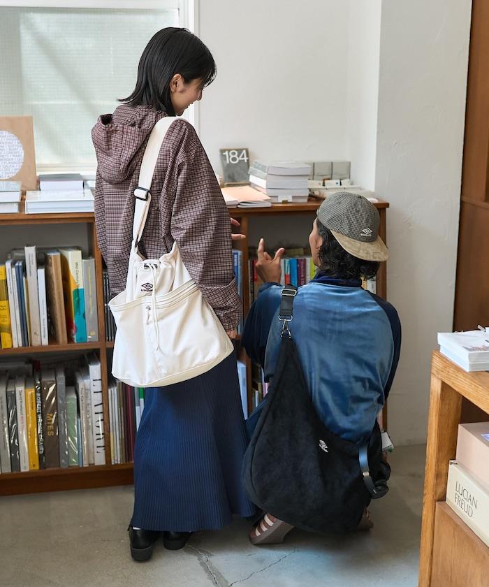特別格紋套頭風衣