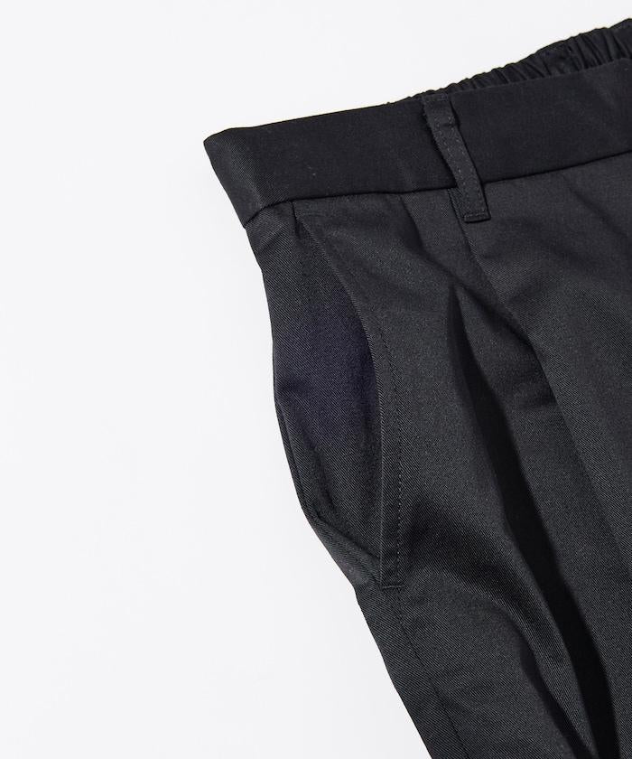 寬鬆版型斜紋打褶錐形褲