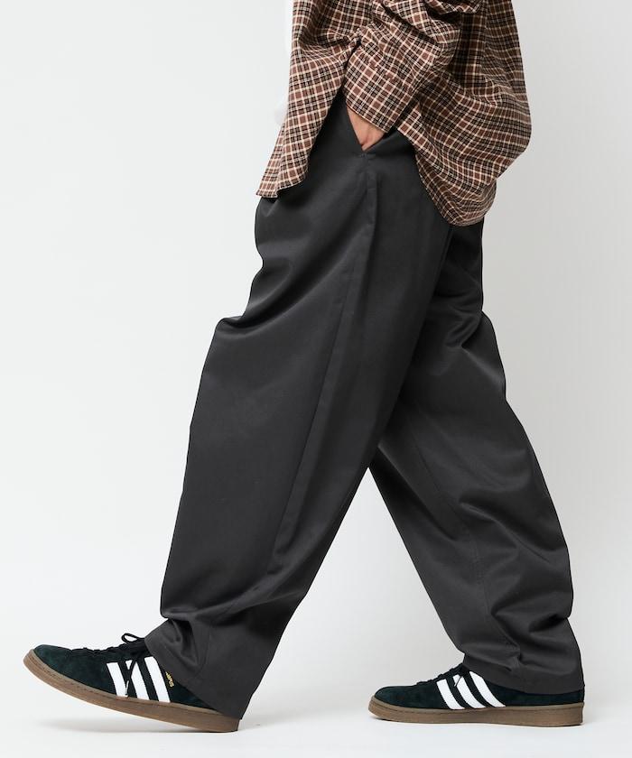 寬鬆版型斜紋打褶錐形褲