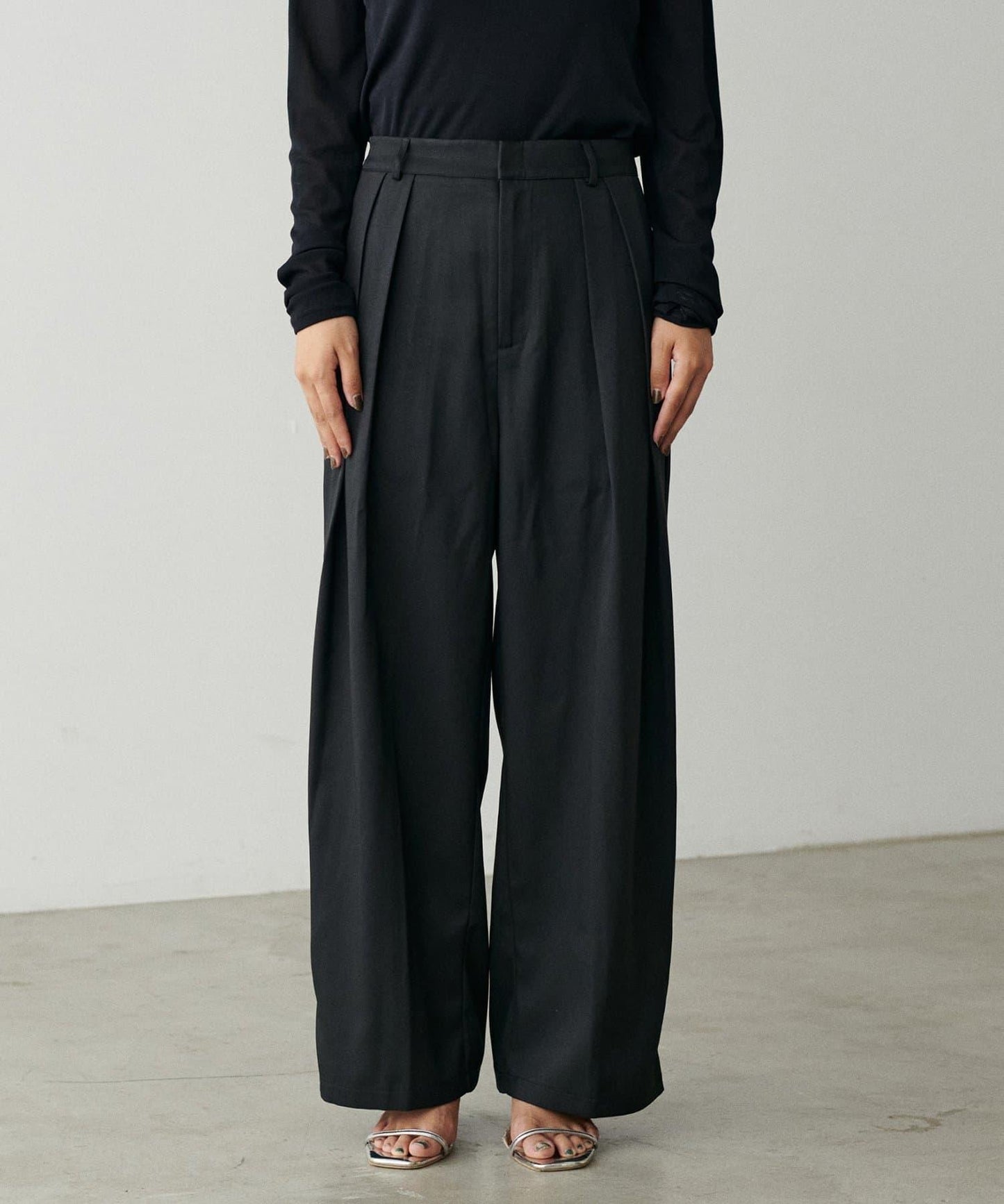 褶皺長款西裝褲