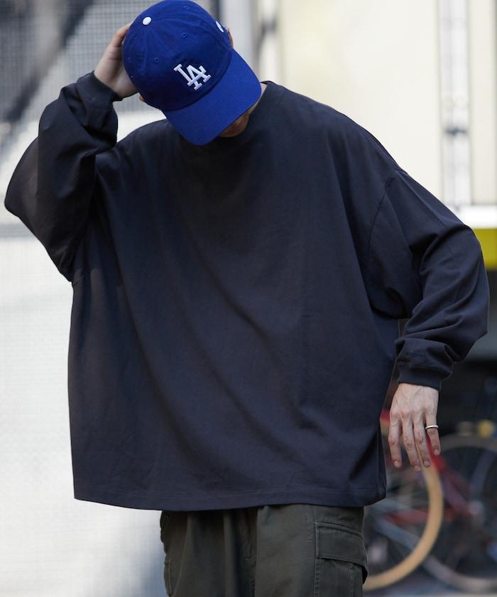 寬鬆版型 單點刺繡 圓領 長袖T恤