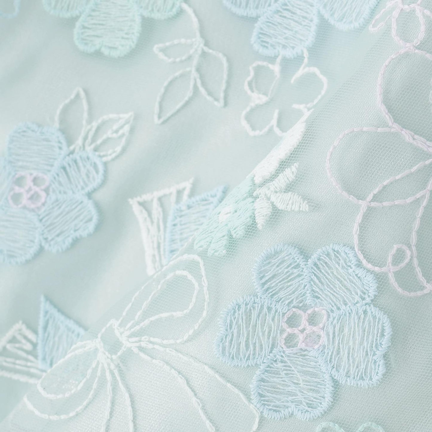 花卉刺繡連衣裙