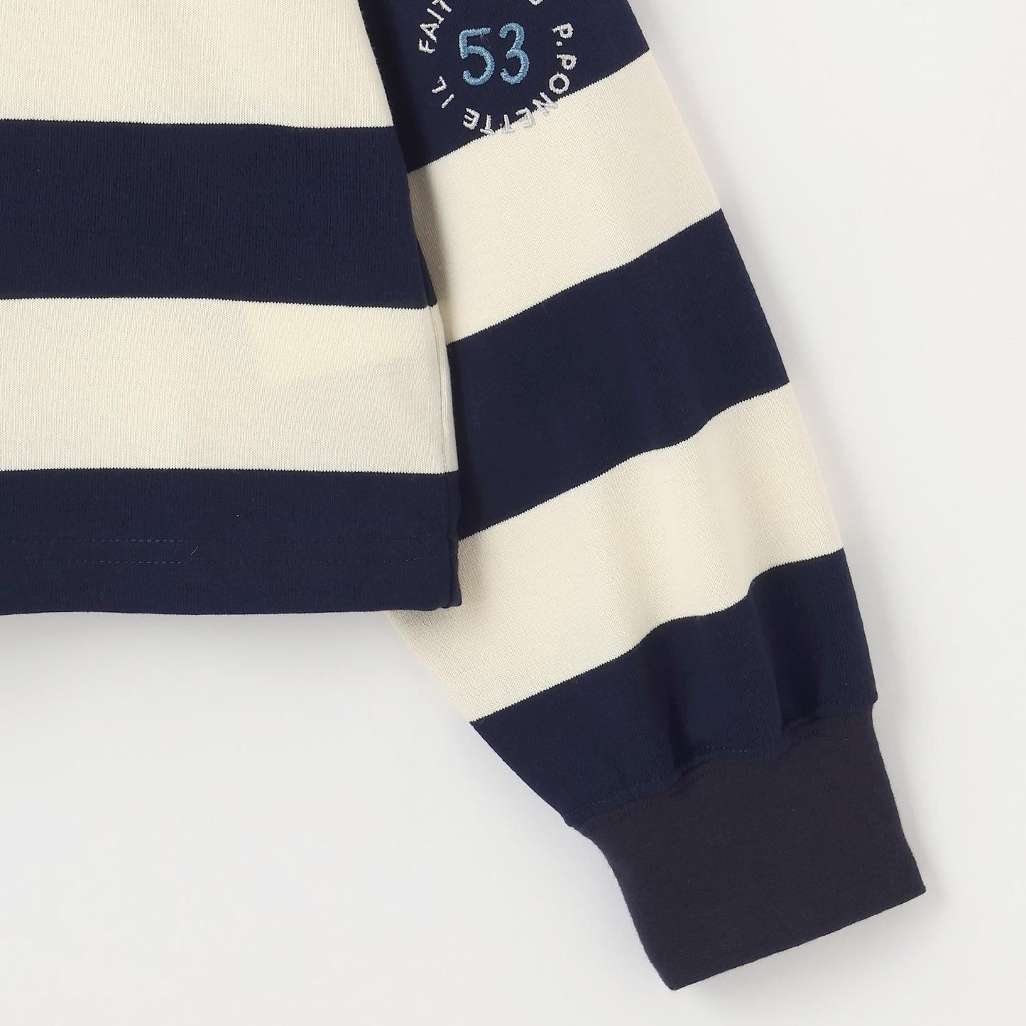 塗鴉刺繡橄欖球衫