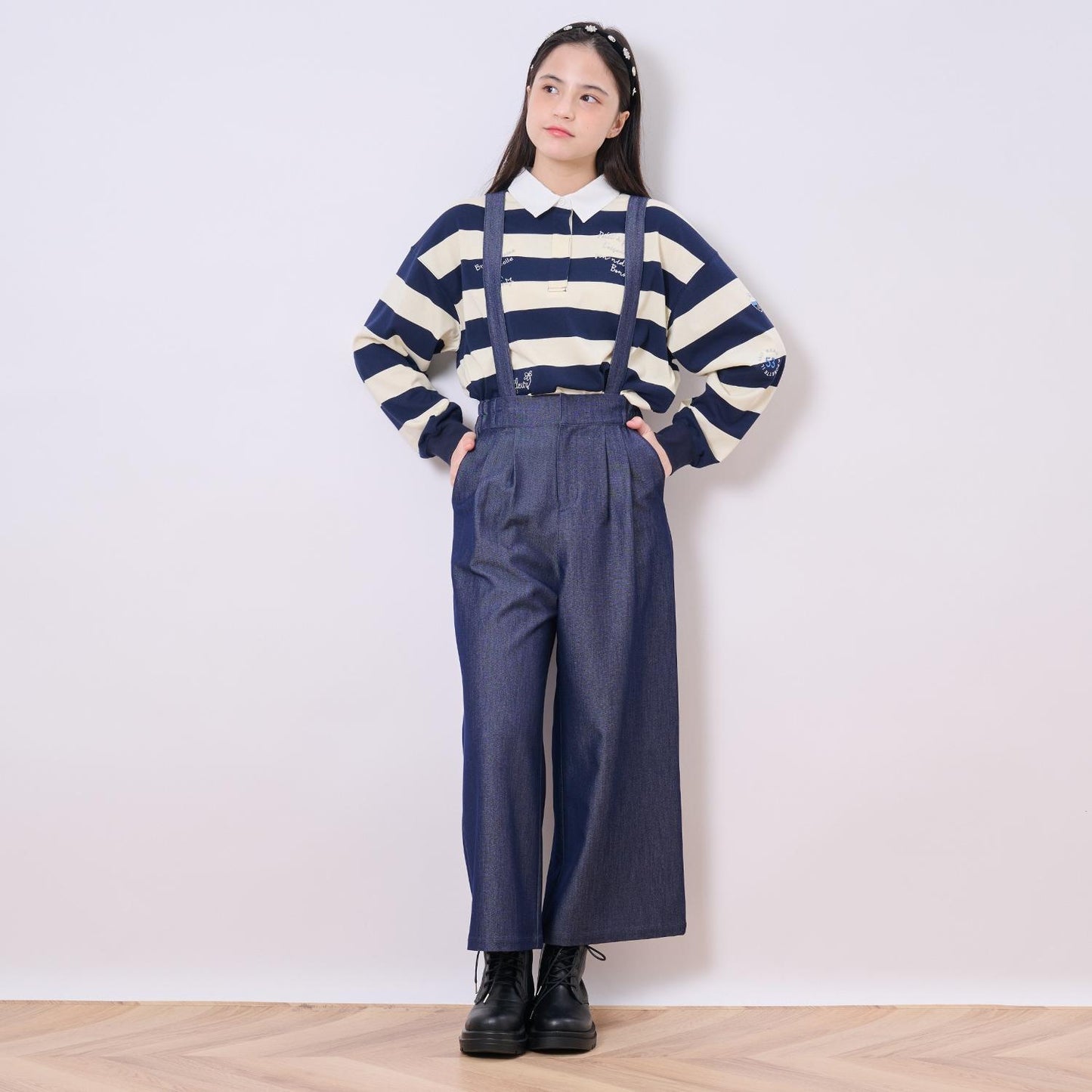 塗鴉刺繡橄欖球衫