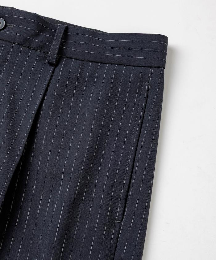 寬鬆直筒一褶西裝長褲