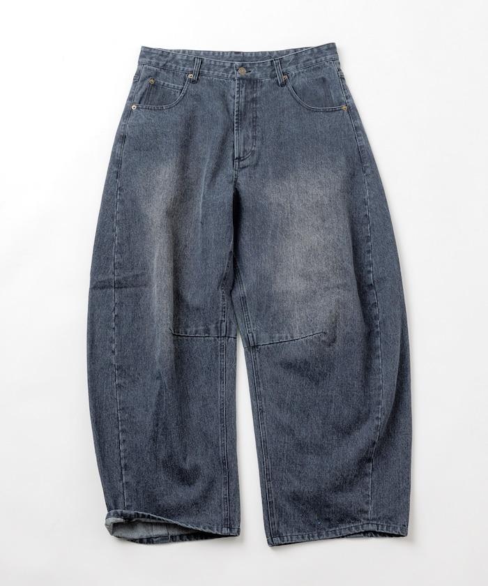 寬鬆版型弧形牛仔褲 單次水洗