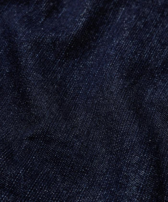 寬鬆版型弧形牛仔褲 單次水洗