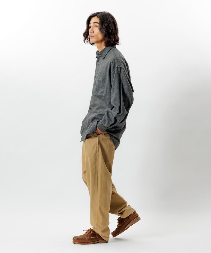 寬鬆版型羊毛感常規領襯衫