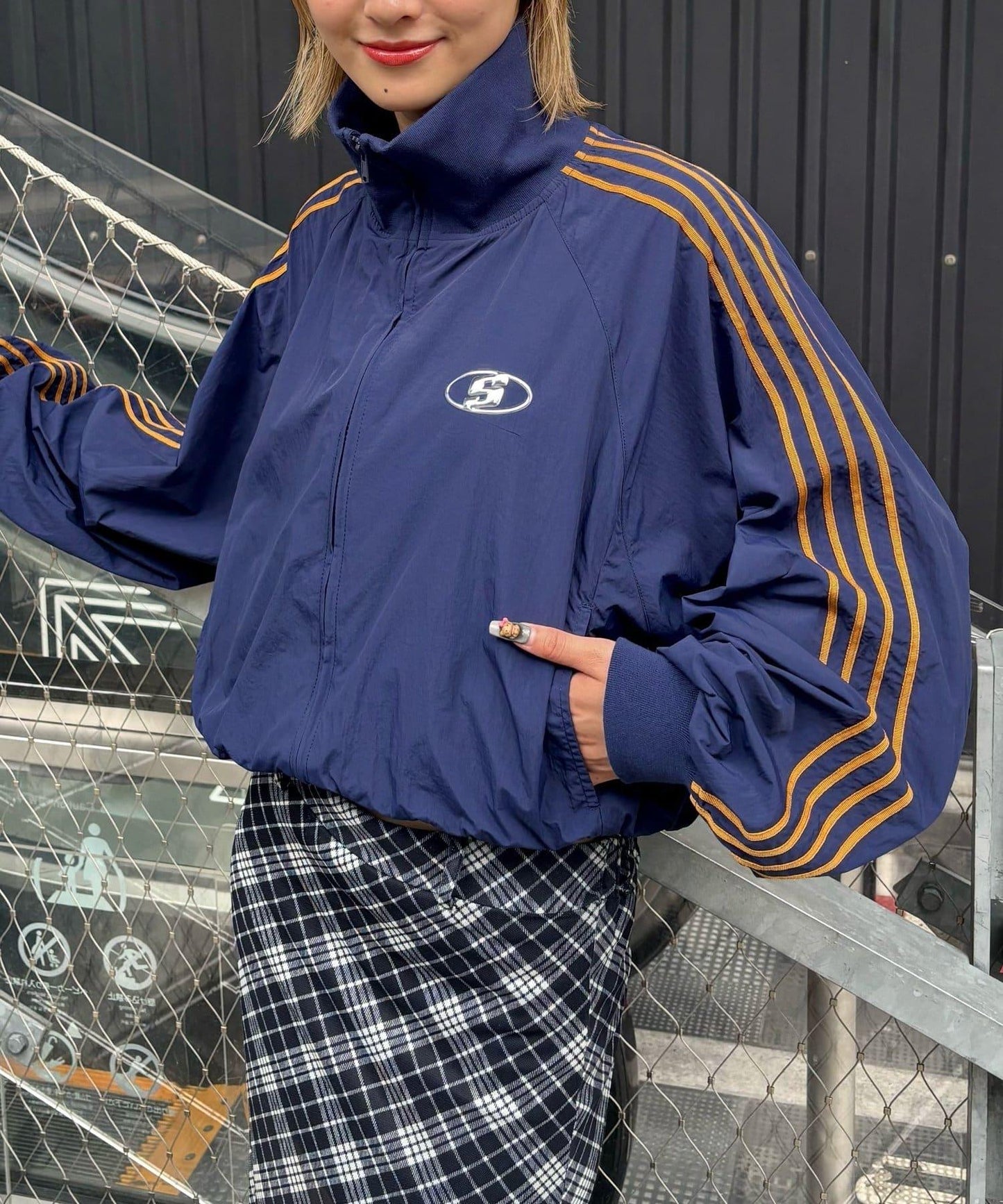S標誌尼龍運動夾克