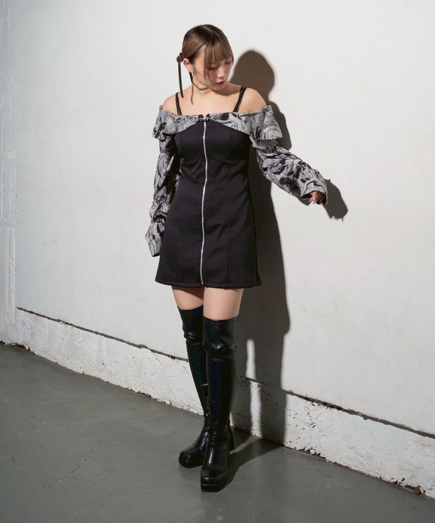 【Mavie..7】短款開衫+迷你吊帶連衣裙套裝