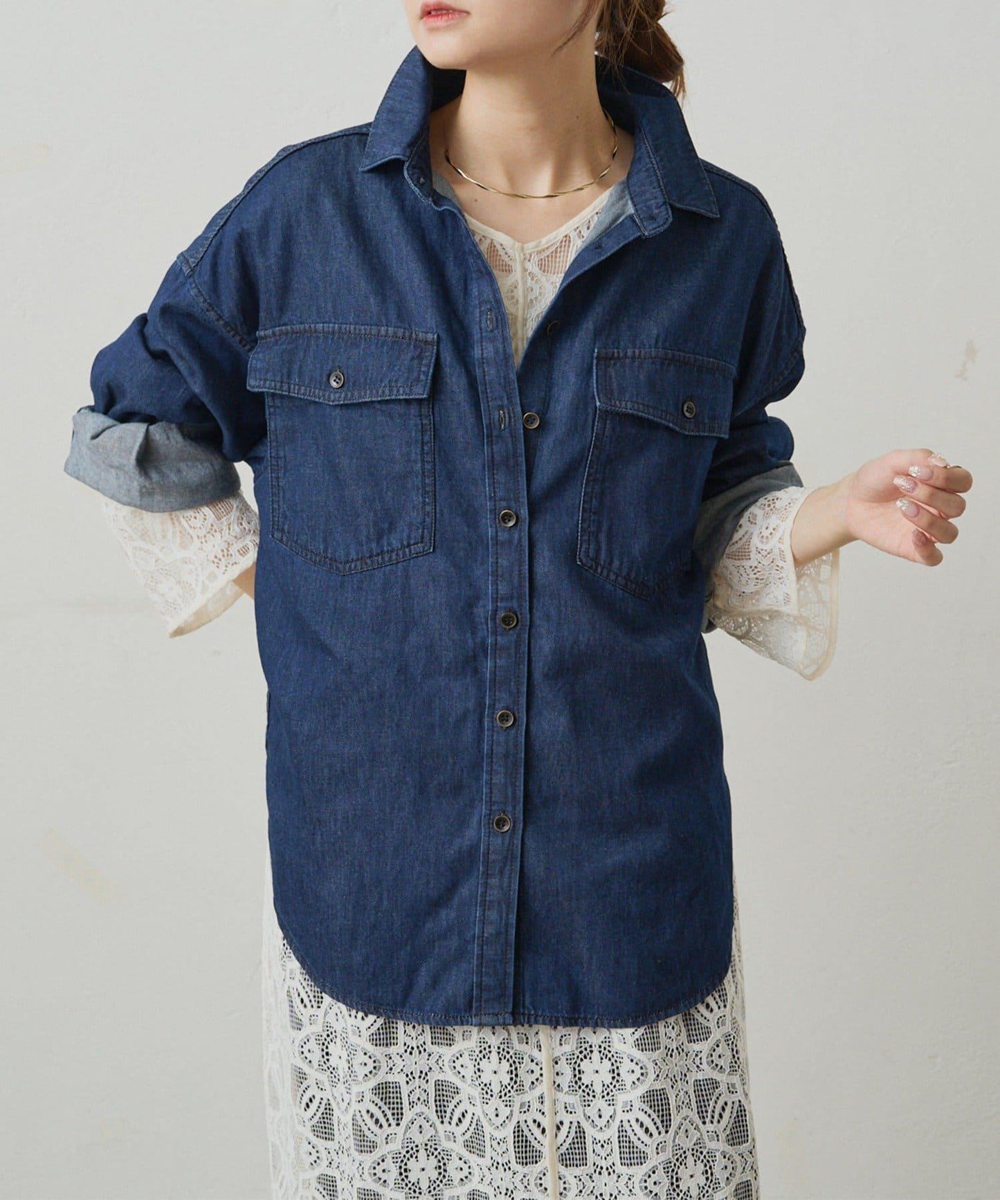 雙口袋牛仔襯衫
