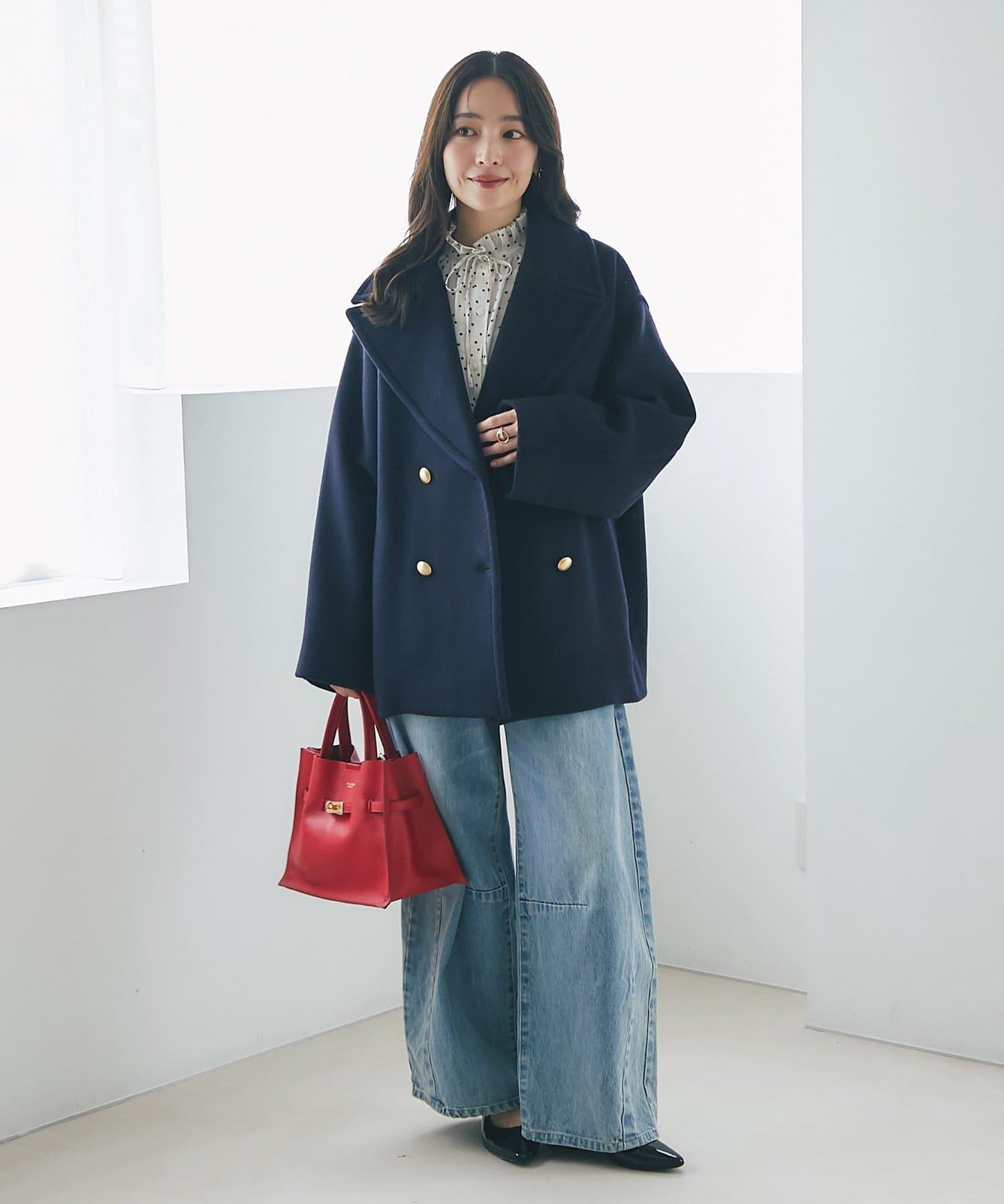 波點印花荷葉邊領襯衫