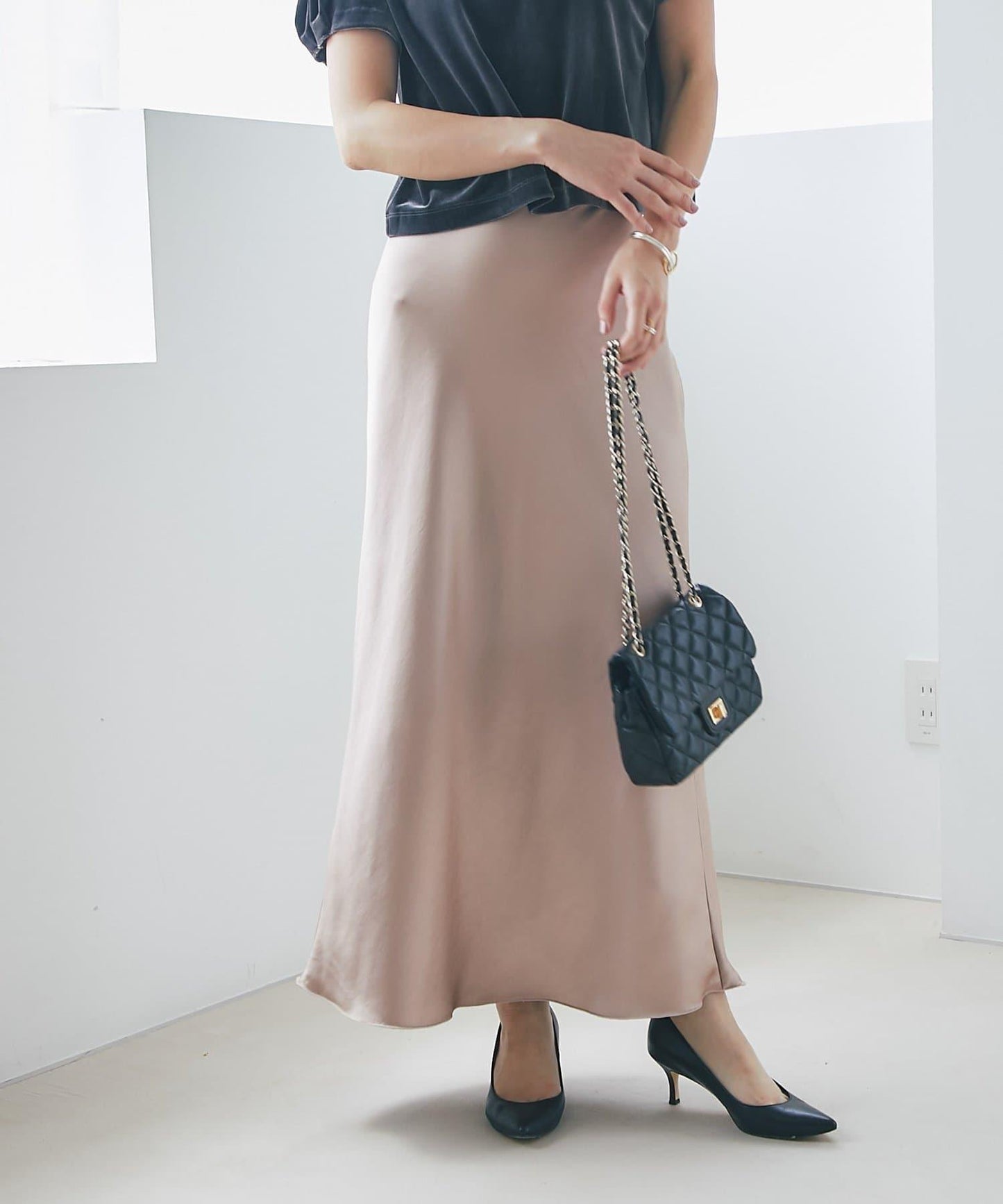 【4尺碼可選】緞面長款修身半身裙