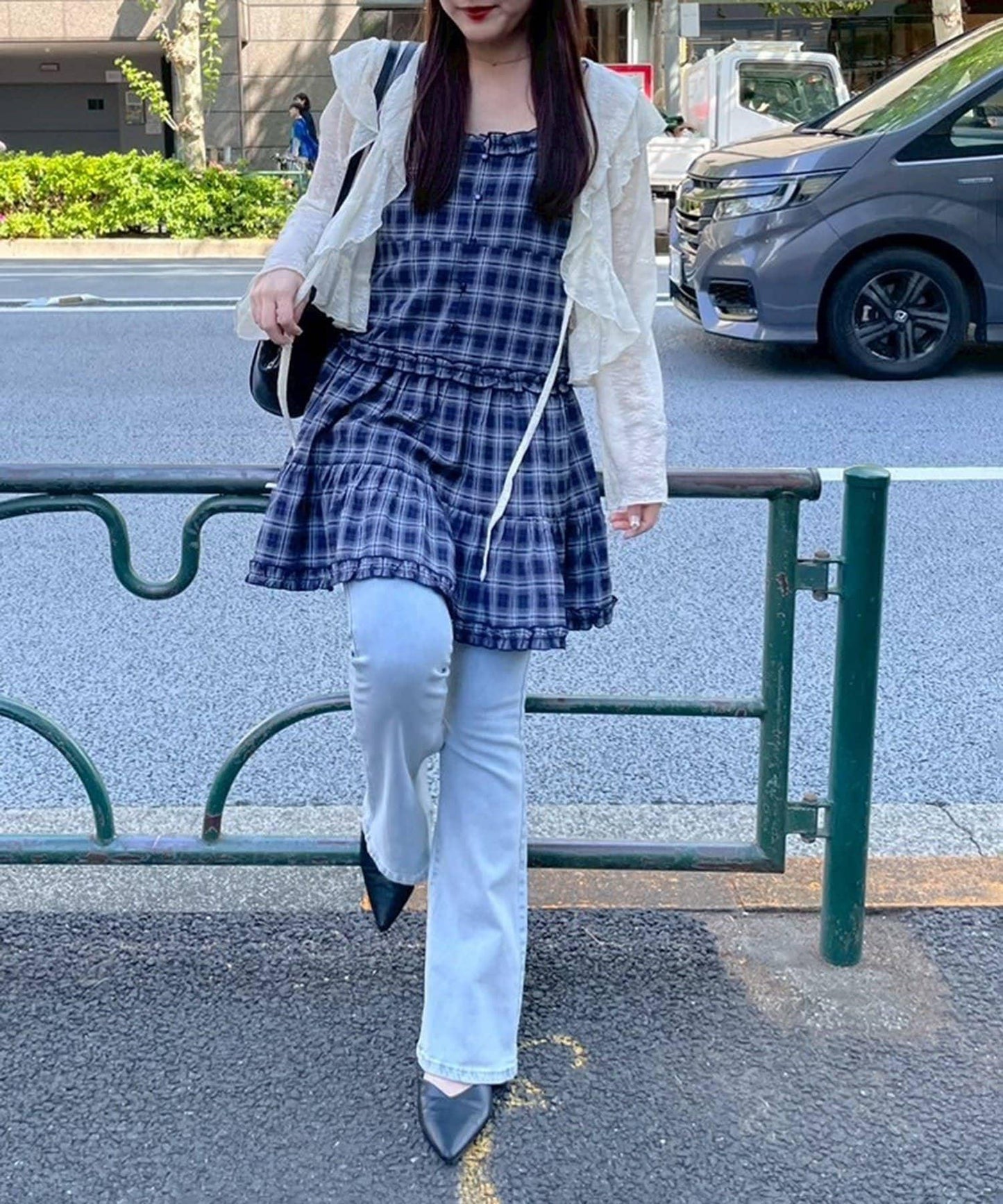 格紋層疊吊帶長款上衣