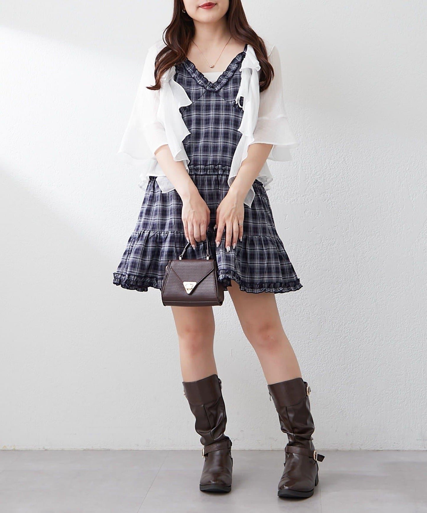 格紋層疊吊帶長款上衣