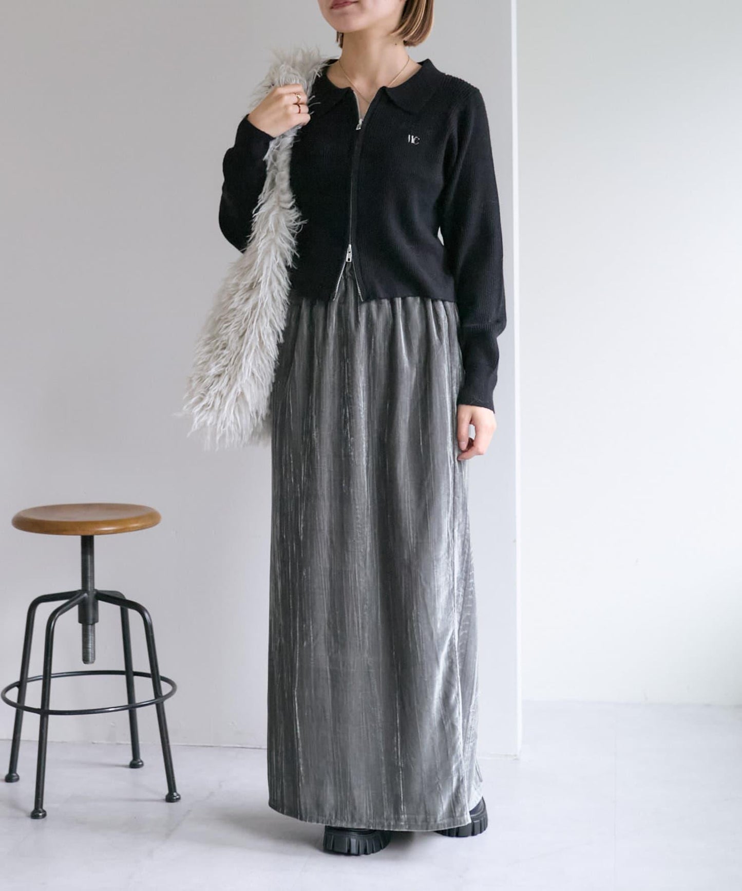 【w closet】天鵝絨直筒裙