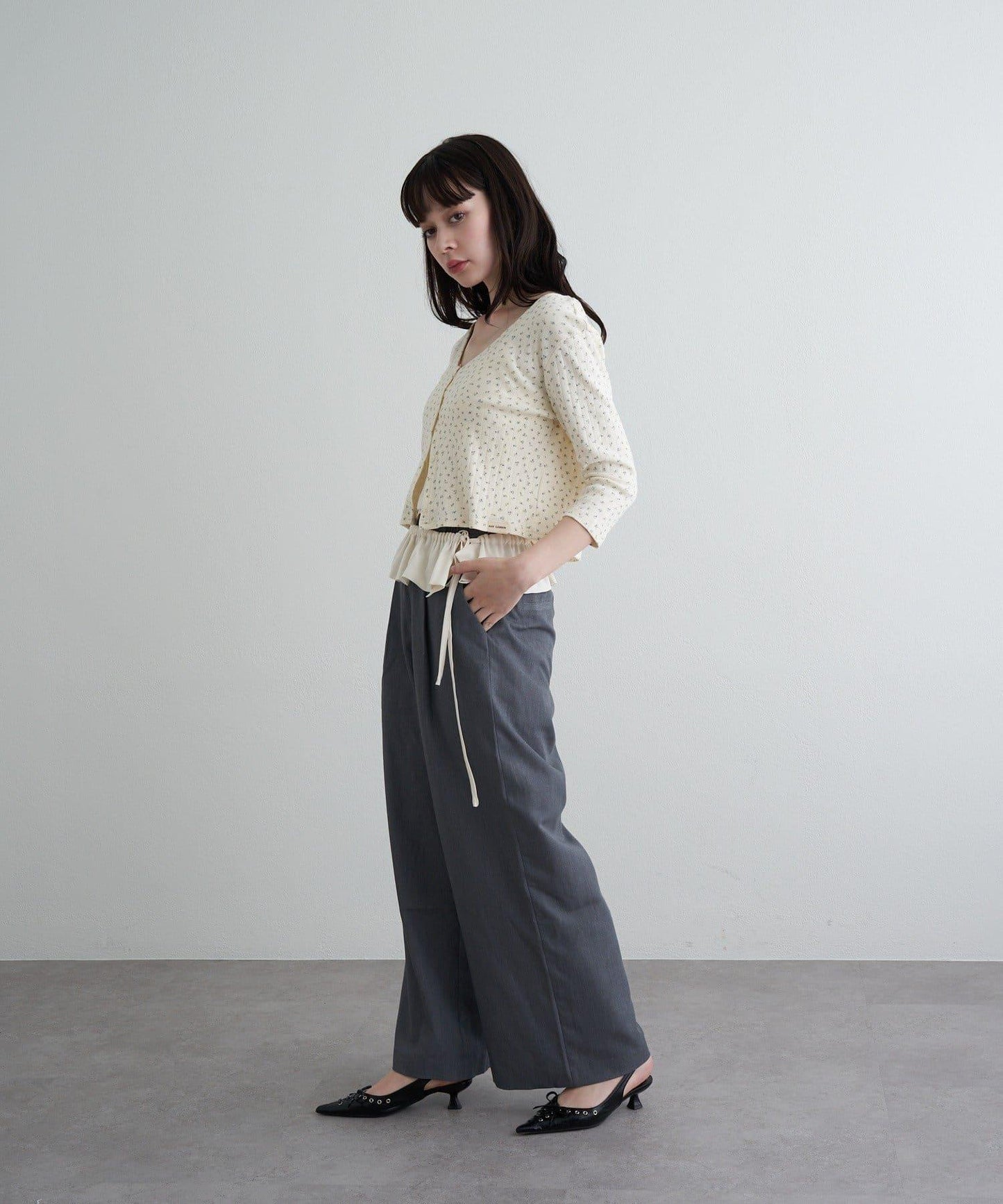 【RAY CASSIN】帶荷葉邊腰帶寬鬆休閒長褲