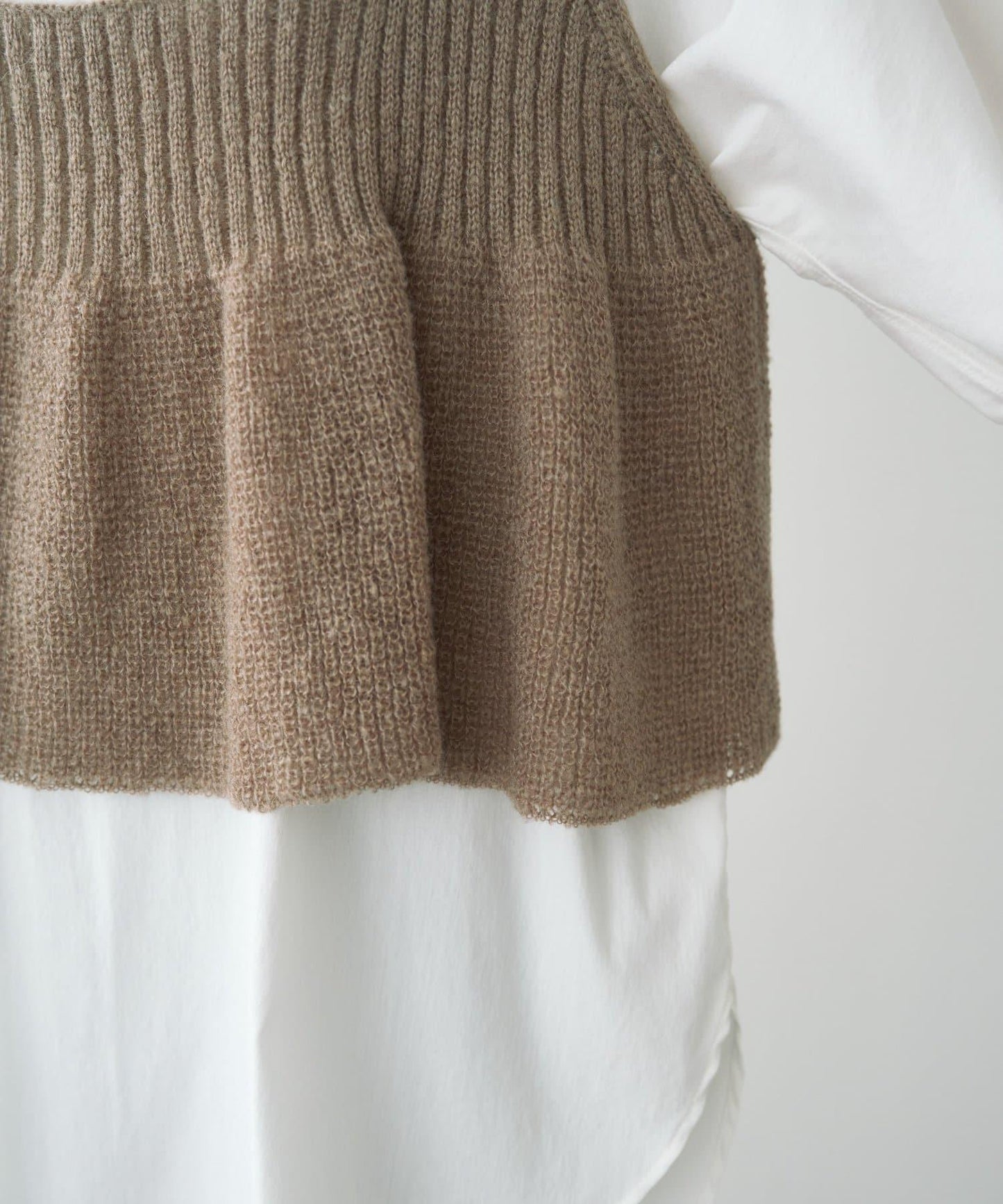 【25AW新色展開/リバイバル】ニットフレアビスチェ