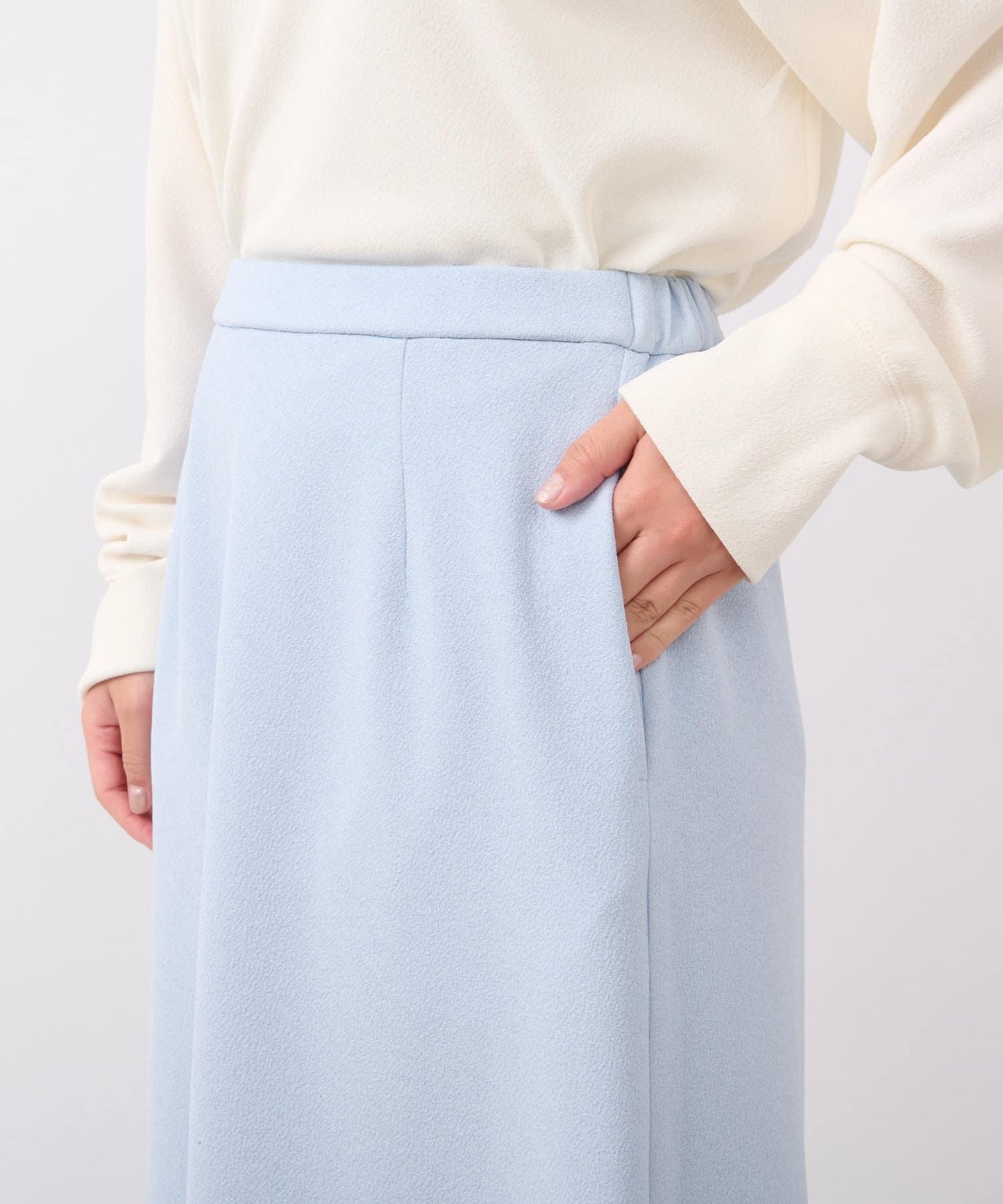 【un dix cors】雪紡面料荷葉邊半身裙