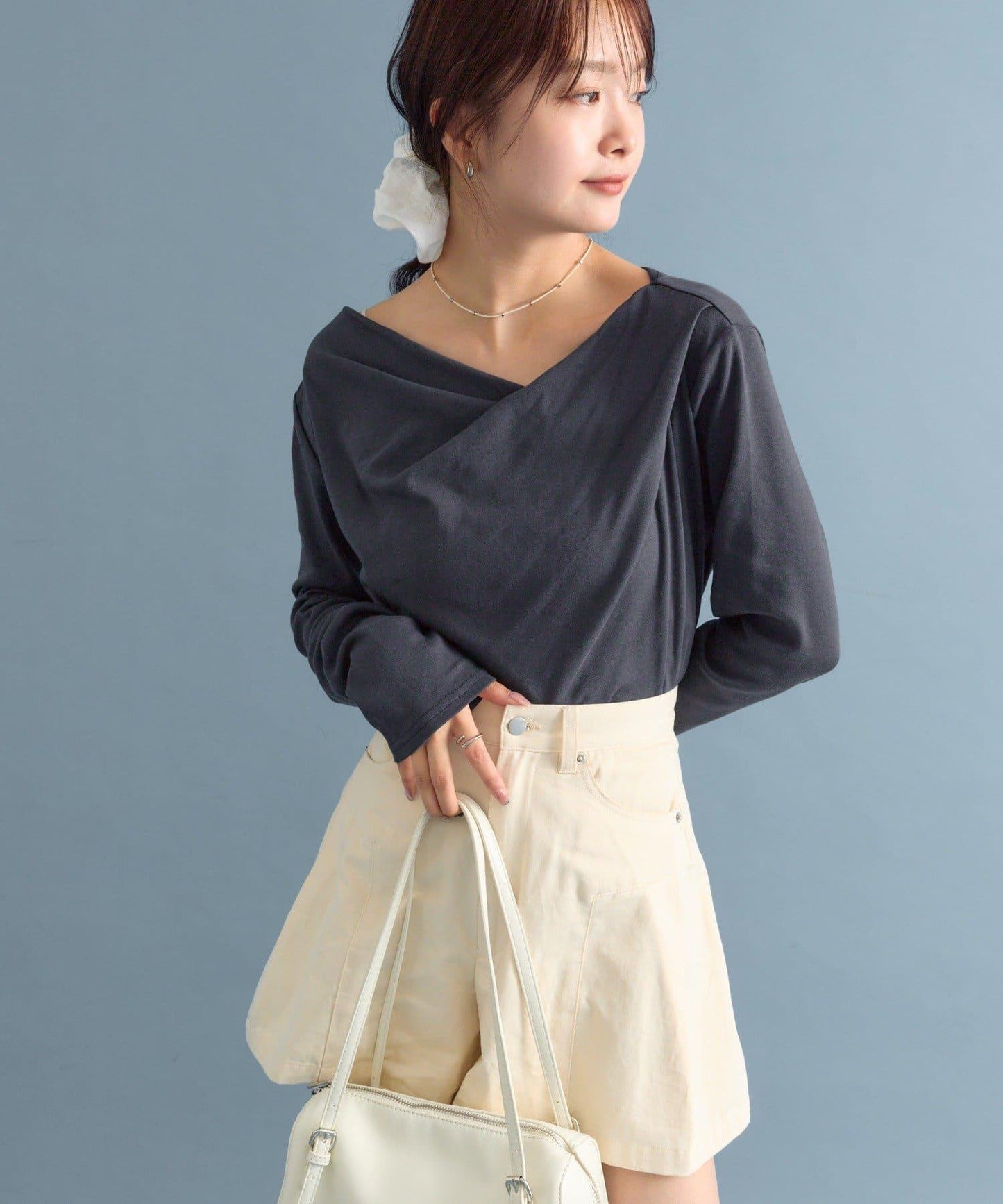 【人氣系列/新色白色・灰色2】一字肩長袖T恤※僅限電商渠道專屬顏色