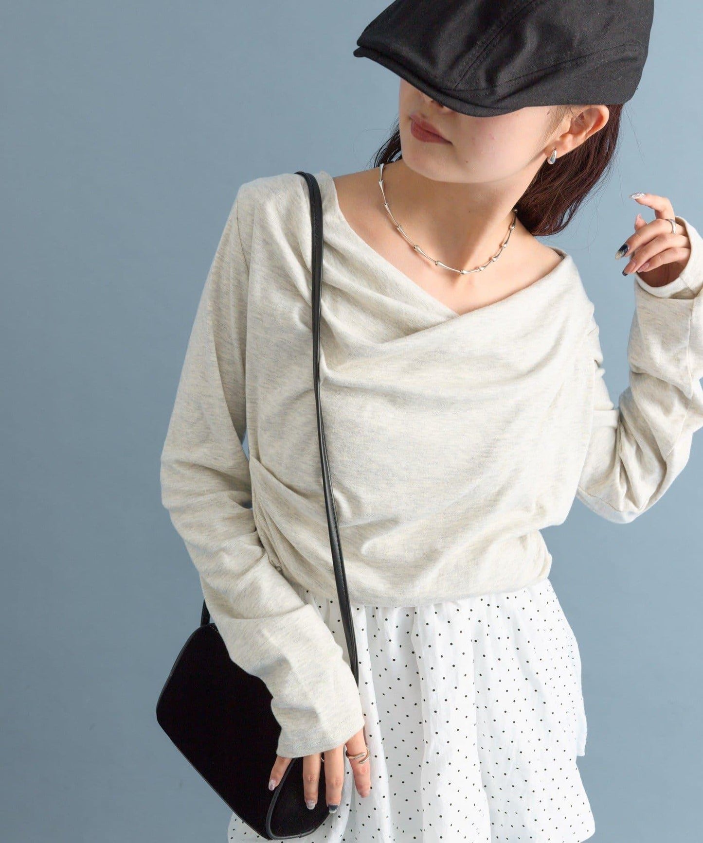 【人氣系列/新色白色・灰色2】一字肩長袖T恤※僅限電商渠道專屬顏色