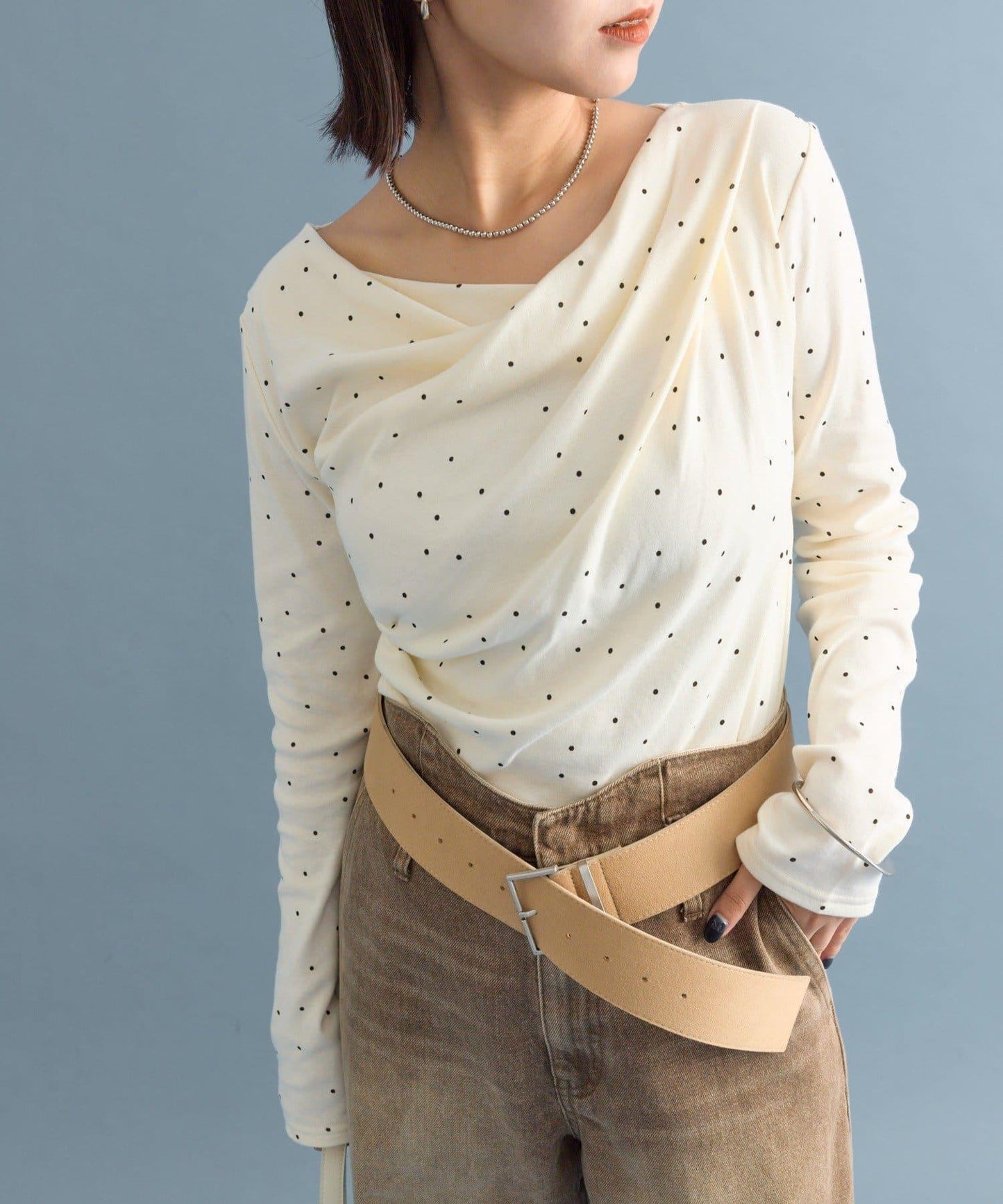 【人氣系列/新色白色・灰色2】一字肩長袖T恤※僅限電商渠道專屬顏色