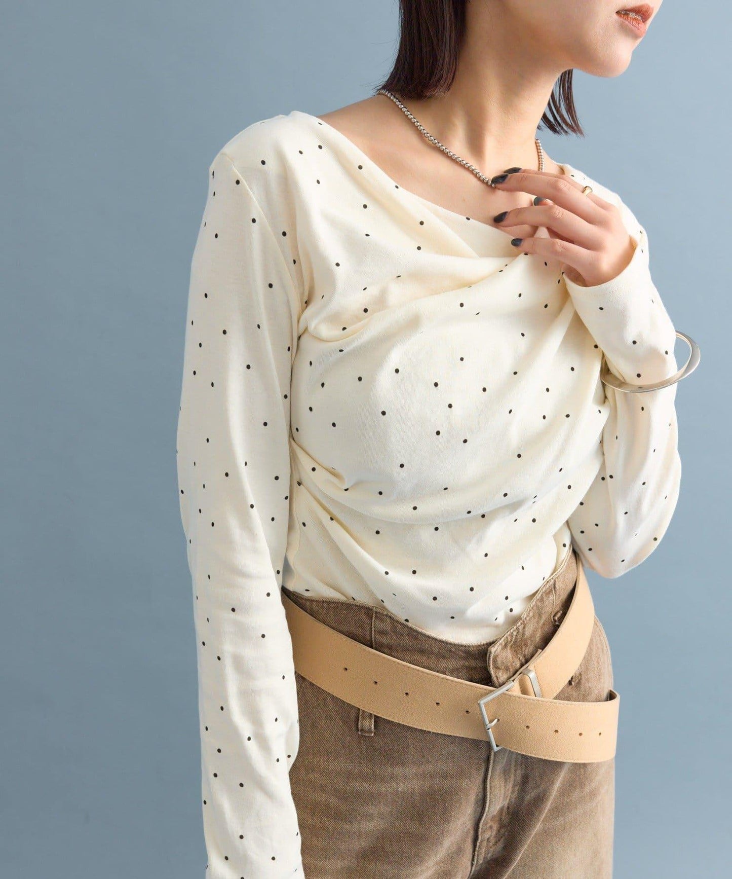 【人氣系列/新色白色・灰色2】一字肩長袖T恤※僅限電商渠道專屬顏色