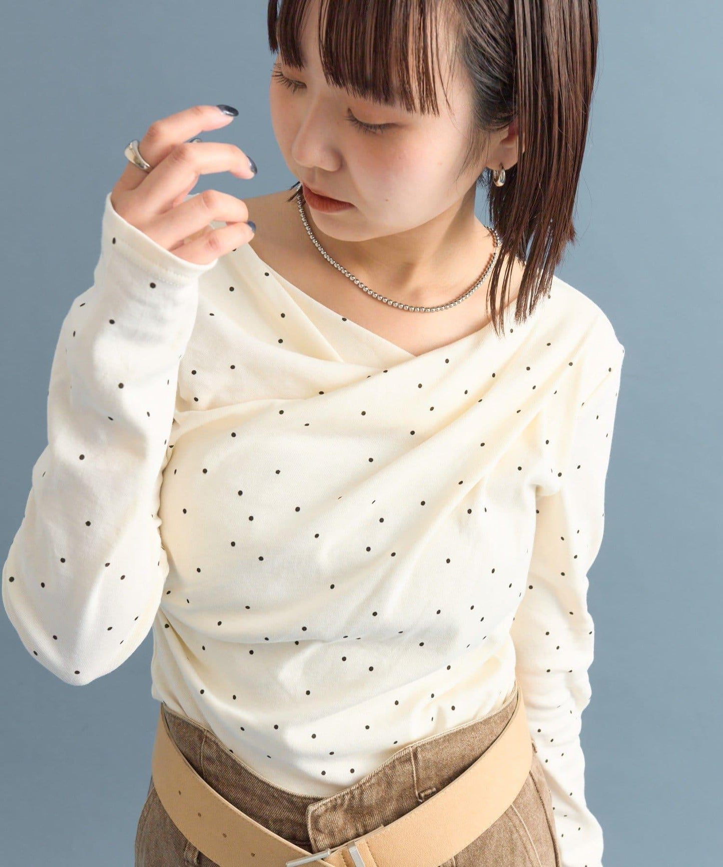 【人氣系列/新色白色・灰色2】一字肩長袖T恤※僅限電商渠道專屬顏色