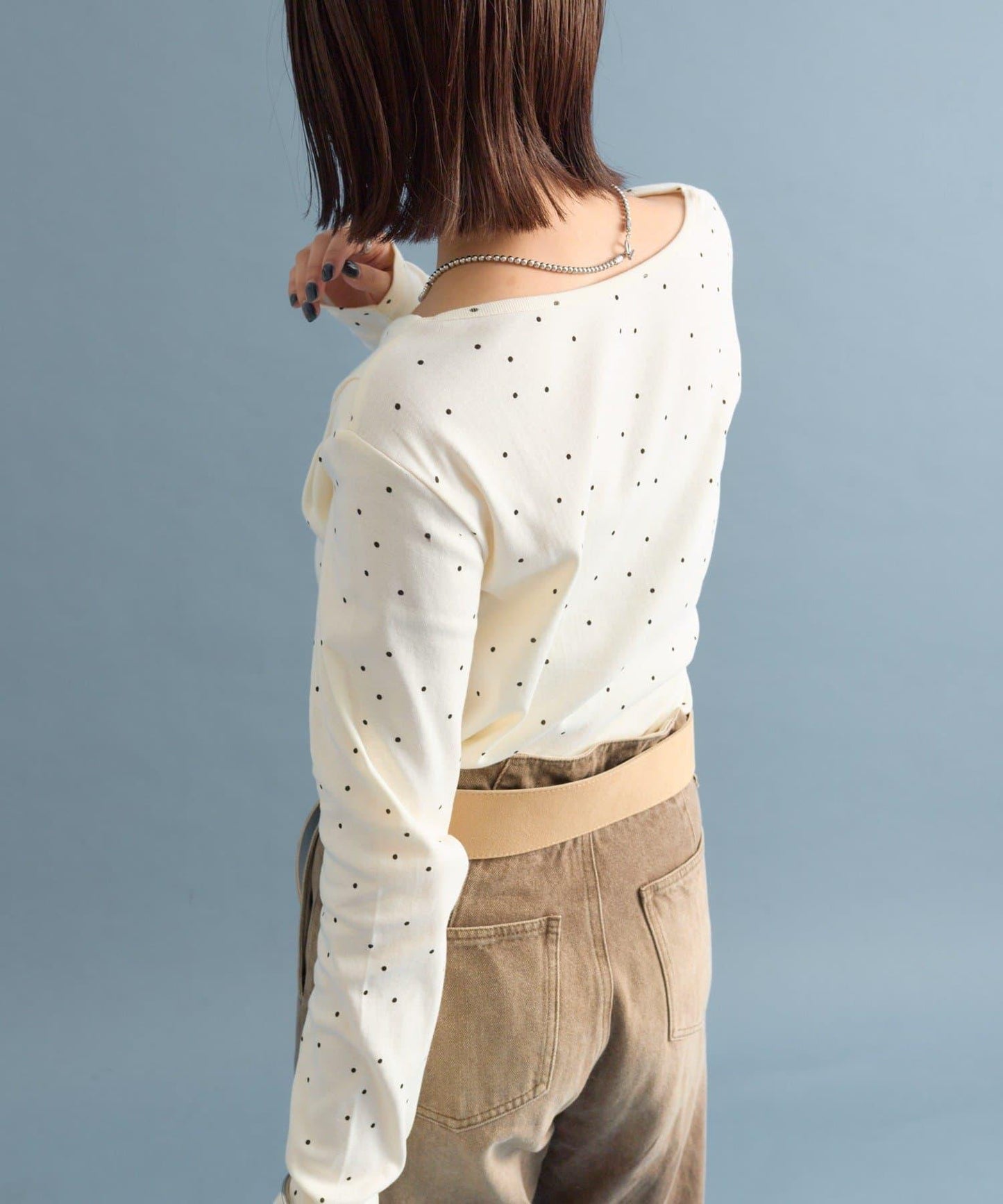 【人氣系列/新色白色・灰色2】一字肩長袖T恤※僅限電商渠道專屬顏色