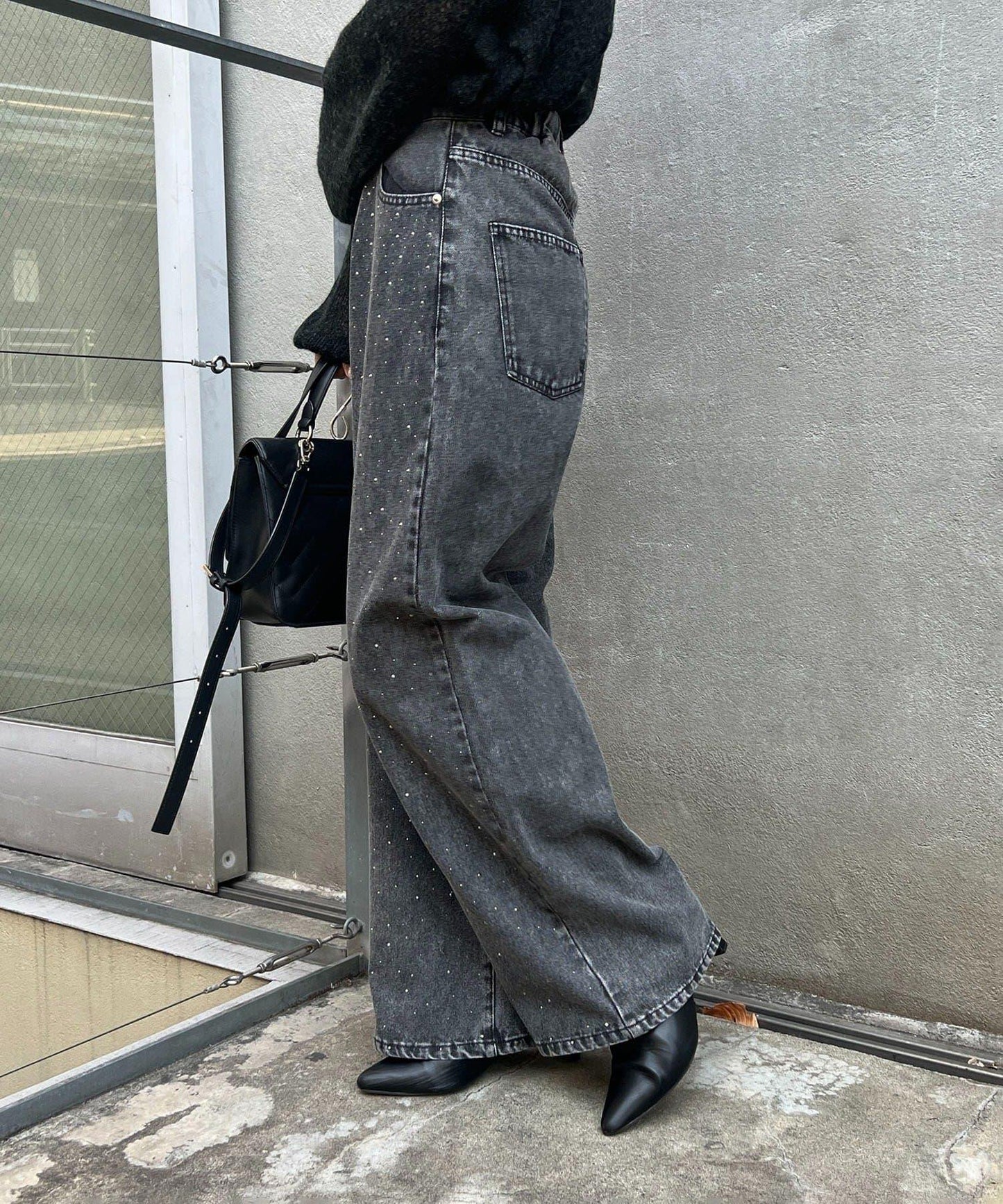 美麗剪裁鑲鑽牛仔褲