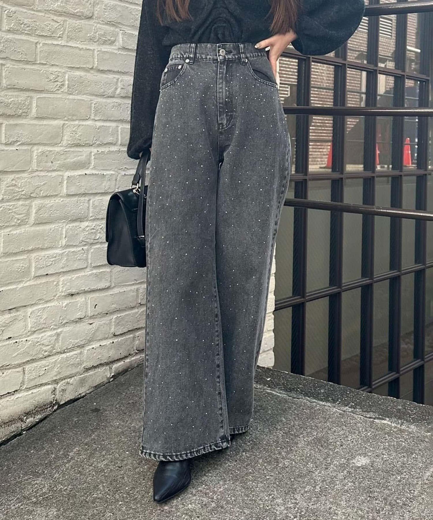 美麗剪裁鑲鑽牛仔褲