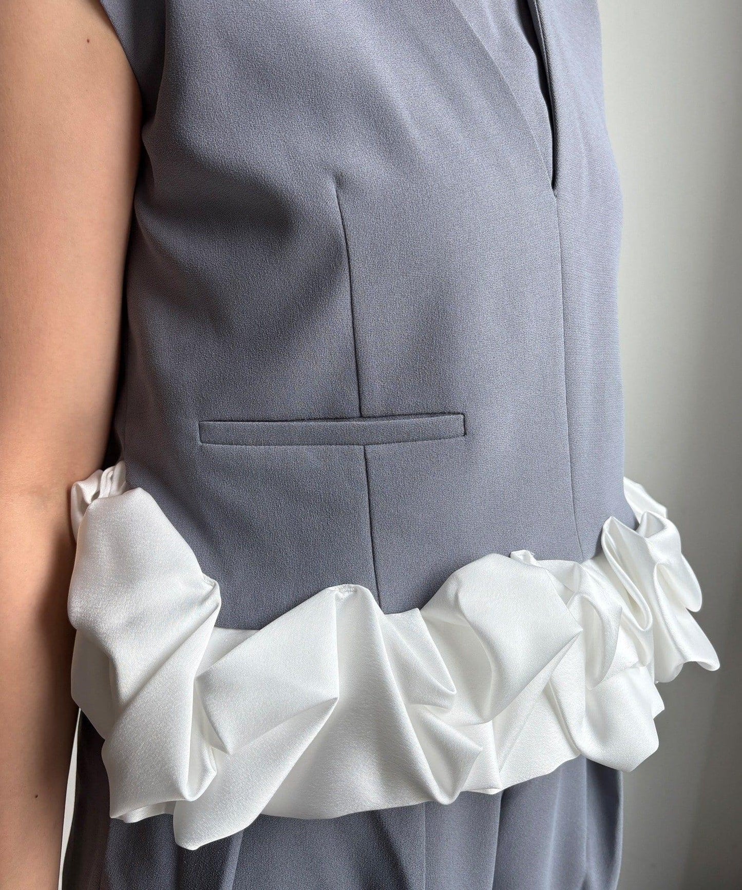 【DouDou】荷葉邊連衣裙