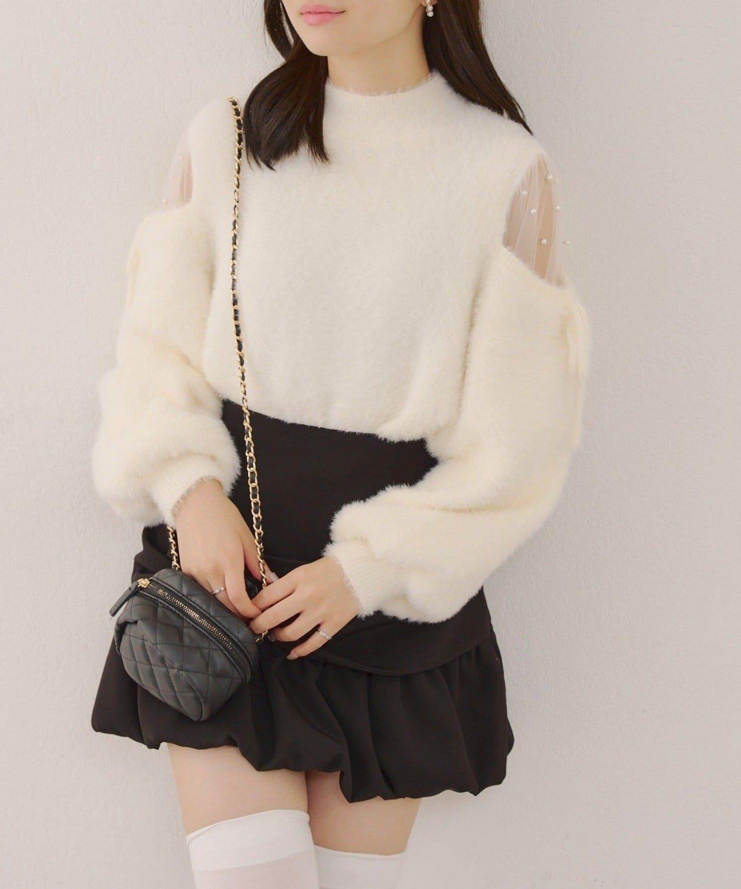 約會或應援活動首選【RMAF】顯身材露膚珍珠針織衫