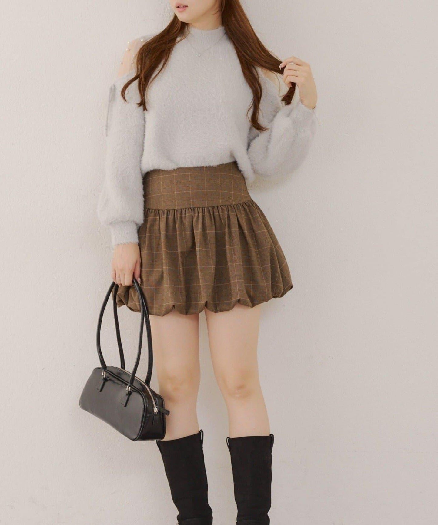 約會或應援活動首選【RMAF】顯身材露膚珍珠針織衫