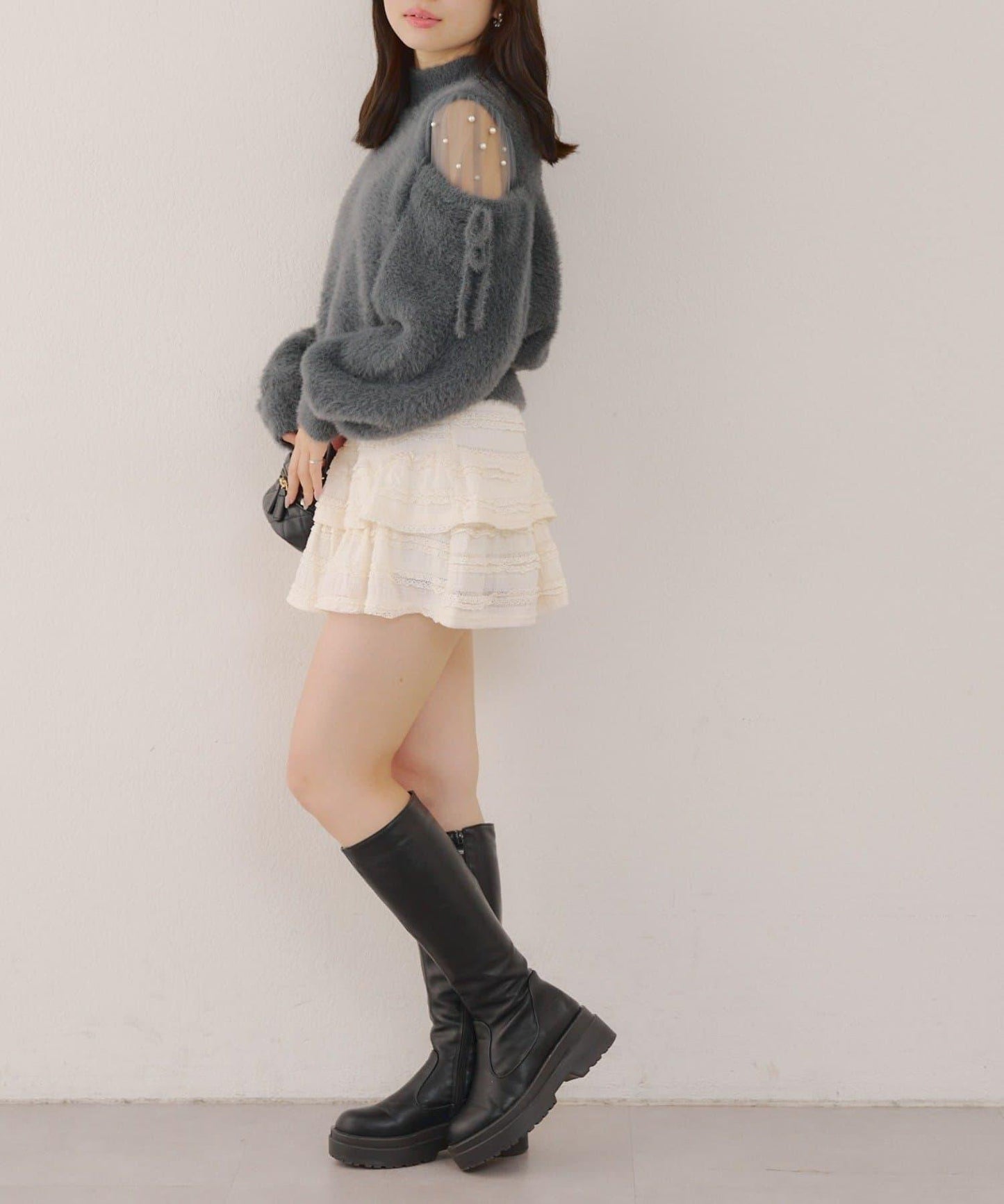 約會或應援活動首選【RMAF】顯身材露膚珍珠針織衫