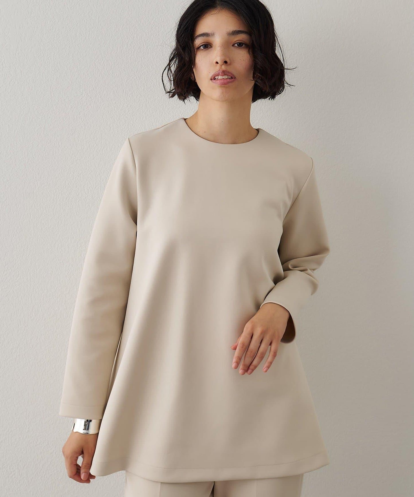 箱型喇叭袖套頭衫