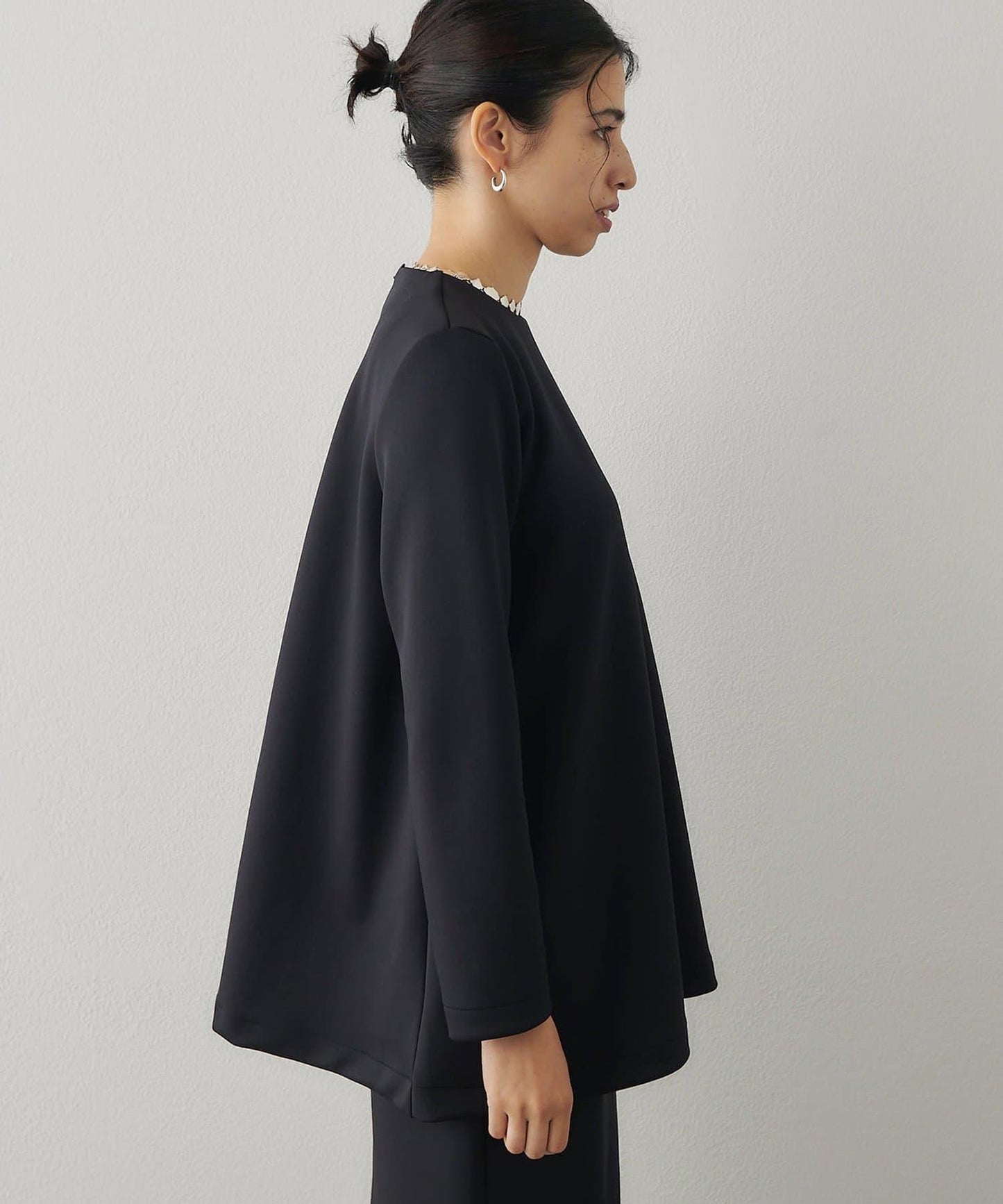 箱型喇叭袖套頭衫
