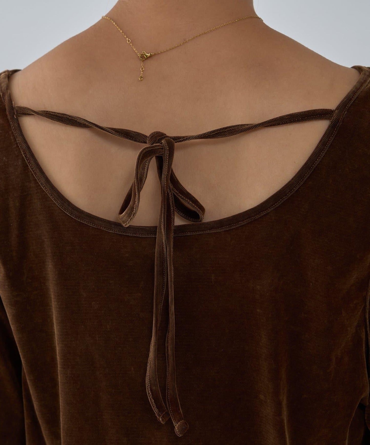 透視植絨復古工藝後系蝴蝶結上衣