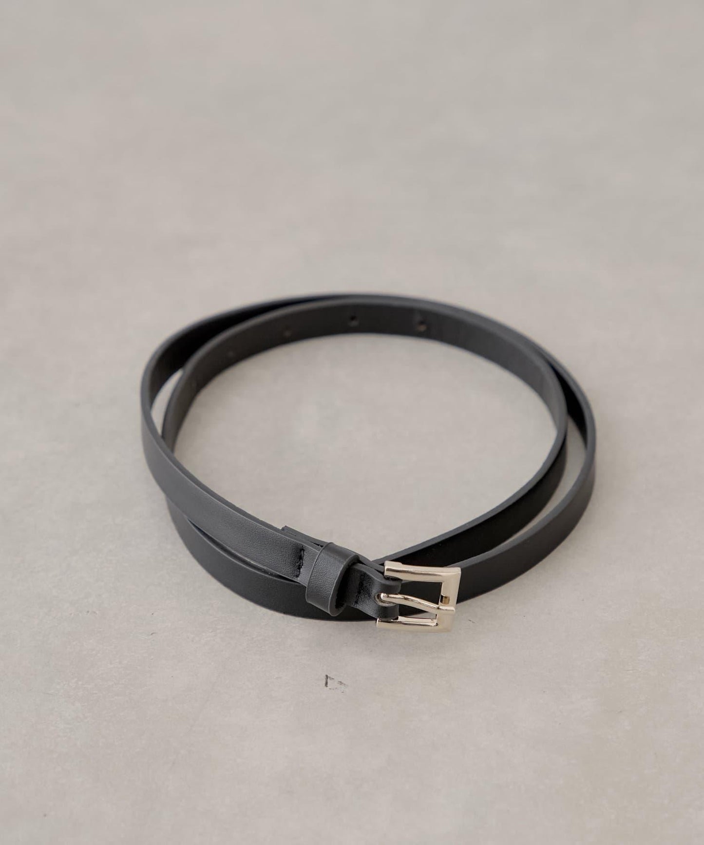 【Chico】附腰帶麂皮褶皺短褲